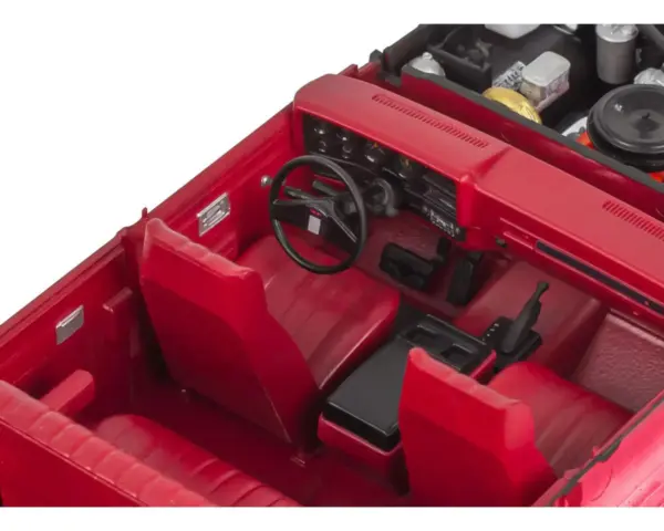 Level 4 Model Kit 1985 GMC Jimmy 4x4 "High Roller" 1/25 Scale Model by Revell #5