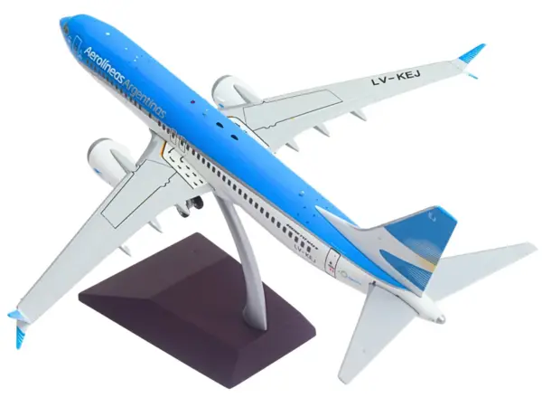 Boeing 737 MAX 8 Commercial Aircraft "Aerolineas Argentinas" (LV-KEJ) White and Blue "Gemini 200" Series 1/200 Diecast Model Airplane by GeminiJets #3