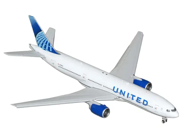 Boeing 777-200ER Commercial Aircraft with Flaps Down "United Airlines" (N798UA) White with Blue Tail 1/400 Diecast Model Airplane by GeminiJets #2