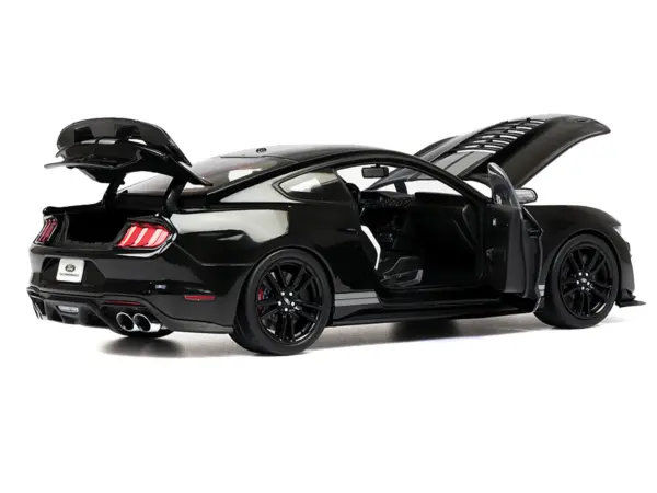 2022 Ford Mustang Shelby GT500 Black with Silver Stripes 1/18 Diecast Model Car by IXO Models #3