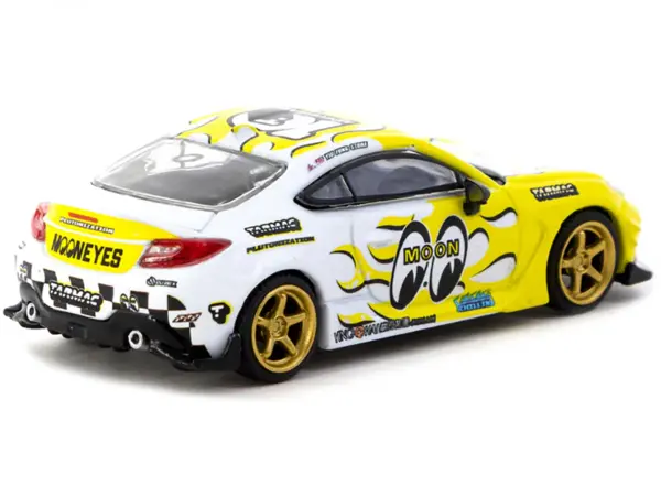 Toyota GR86 RHD (Right Hand Drive) "MoonEyes" White with Yellow Flames and Graphics "Global64" Series 1/64 Diecast Model by Tarmac Works #2